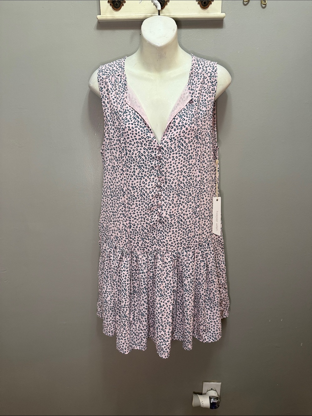 NWT Harper Wren sleeveless pink floral mini dress Size Medium